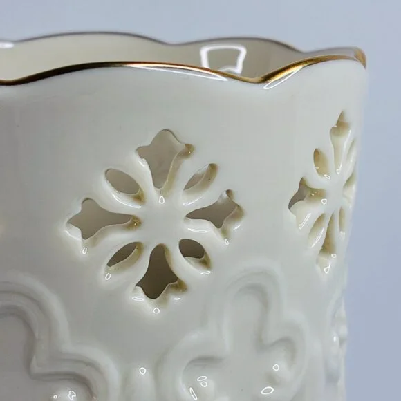 Lenox Fleur de Lis Collection Embossed Pierced Flower Vase Ivory Gold USA 7.5" - Picture 7 of 16